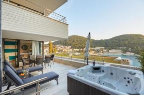Dubrovnik Deluxe Blue Bayou